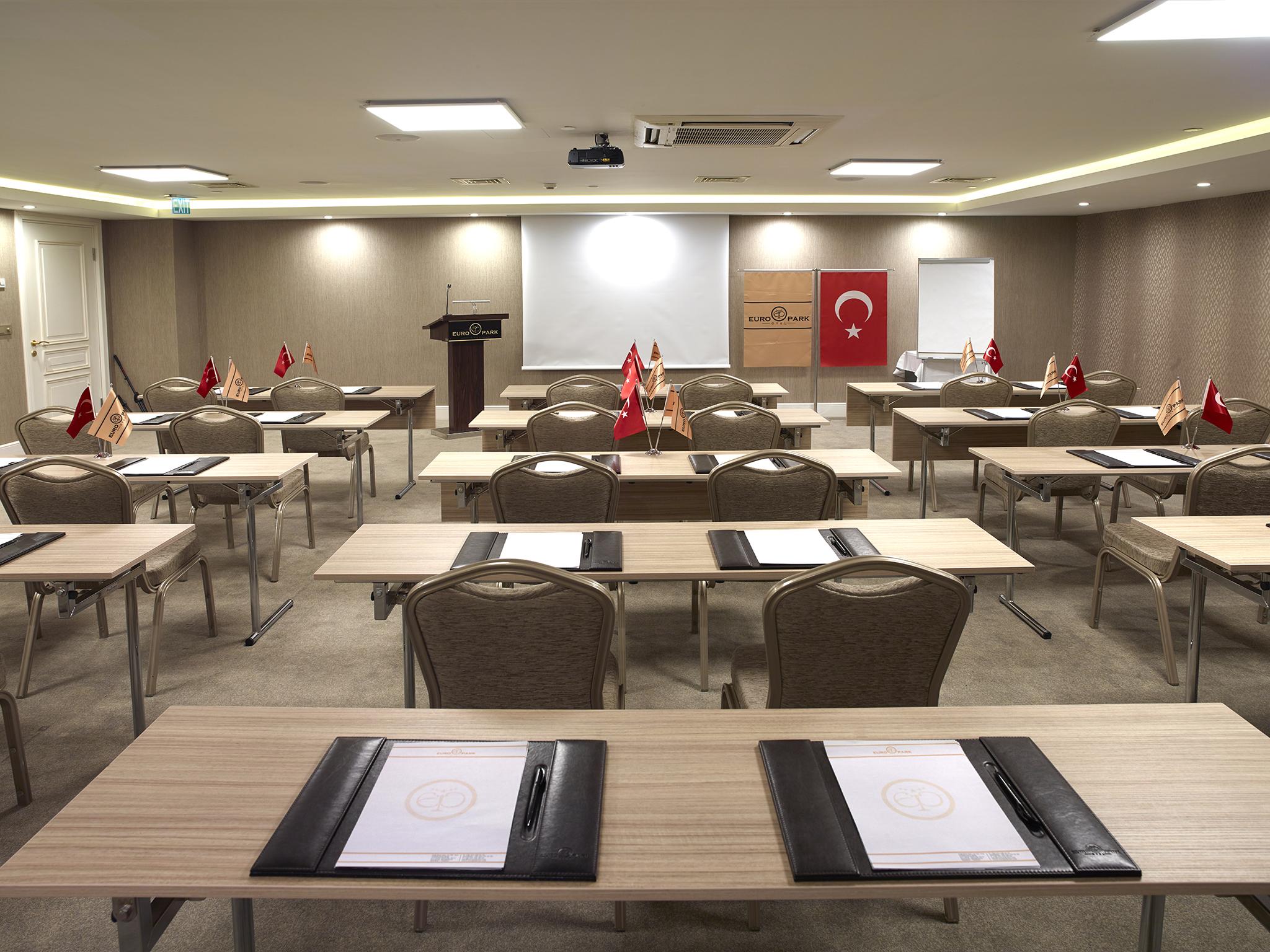 Euro Park Otel Istanbul Exterior foto